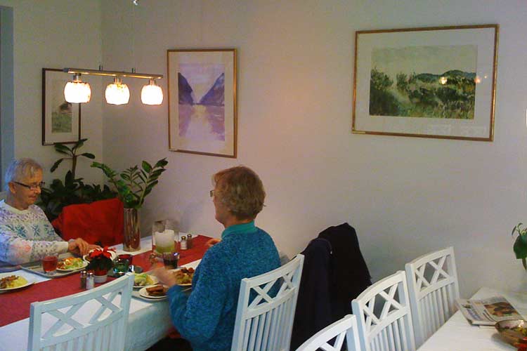 Taidegalleria Kangasniemi Lounas ja Leipä